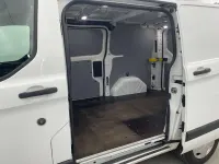 Gebraucht Ford Transit Custom Trend 131 PS (96 kW) 2020 Frostweiß Van / Kleinbus