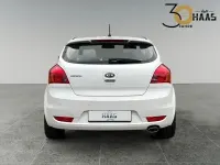 Gebraucht Kia ProCeed DREAM-TEAM Edition 310 PS (228 kW) 2012 Weiß Kleinwagen