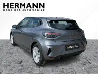 Gebraucht Renault Clio V Evolution 67 PS (49 kW) 2024 Metalliclackierung Limousine