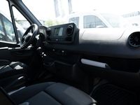 Gebraucht Mercedes Sprinter 150 PS (110 kW) 2023 Weiß Van