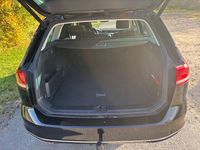 Gebraucht VW Passat Highline 239 PS (175 kW) 2016 Schwarz Kombi