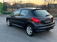 Gebraucht Peugeot 207 95 PS (69 kW) 2009 Schwarz Limousine