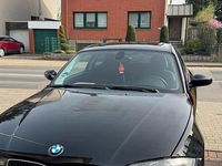 Gebraucht BMW 118 129 PS (94 kW) 2007 Schwarz Kleinwagen