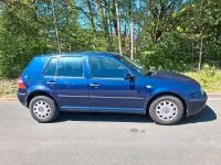 Gebraucht VW Golf IV 75 PS (55 kW) 2002 Blau Kleinwagen