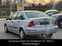 Begagnad Ford Focus Ambiente 101 HK (74 kW) 2000 Silver Sedan