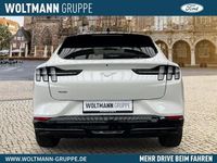 Gebraucht Ford Mustang Mach-E Premium 258 kW (351 PS) 2023 Starweiß metallic SUV