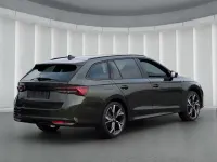 Gebraucht Skoda Octavia SportLine 150 PS (110 kW) 2026 Dunkelgruen Kombi
