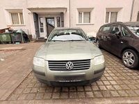 Gebraucht VW Passat 130 PS (95 kW) 2003 Grün Limousine