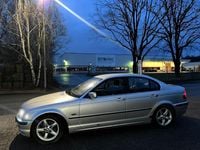 Gebraucht BMW 323 Basis 170 PS (125 kW) 1998 Silber Limousine