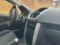 Gebraucht Peugeot 207 CC 109 PS (80 kW) 2008 Andere farben Cabrio