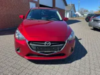 Używany Mazda 2 Center-Line 90 KM (66 kW) 2018 Czerwony Sedan/Limuzyna