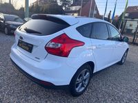 Gebraucht Ford Focus SYNC Edition 101 PS (74 kW) 2013 Weiß Limousine