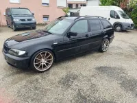 Gebraucht BMW 320 Lifestyle 150 PS (110 kW) 2002 Schwarz Kombi