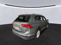 Gebraucht VW Tiguan Allspace Life 150 PS (110 kW) 2023 Platinum grey metallic (metallic) SUV