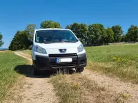 Gebraucht Peugeot TePee 128 PS (94 kW) 2011 Weiß Van / Kleinbus