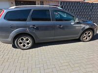 Gebraucht Ford Focus 115 PS (84 kW) 2010 Grau Kombi