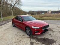 Gebraucht Volvo S60 R-Design 250 PS (183 kW) 2018 Rot Limousine