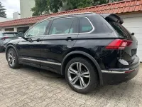 Gebraucht VW Tiguan R-line 150 PS (110 kW) 2020 Schwarz SUV