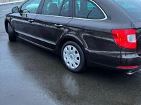Gebraucht Skoda Superb 200 PS (147 kW) 2012 Braun Kombi