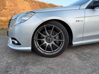 Gebraucht Mercedes E500 388 PS (285 kW) 2009 Silber Limousine
