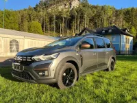 Gebraucht Dacia Jogger Extreme 94 PS (69 kW) 2024 Grau Van / Kleinbus