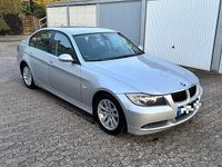 Gebraucht BMW 320 170 PS (125 kW) 2007 Silber Limousine