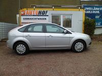 Gebraucht Ford Focus 109 PS (80 kW) 2011 Silber Limousine