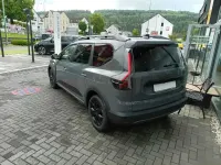 Neu Dacia Jogger Extreme 122 PS (89 kW) 2026 Grau Van / Kleinbus