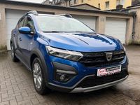 Gebraucht Dacia Sandero Comfort 101 PS (74 kW) 2011 Blau Limousine