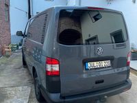 Gebraucht VW Transporter 180 PS (132 kW) 2010 Grau Van