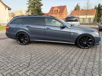 Gebraucht Mercedes E350 231 PS (169 kW) 2010 Blau Kombi