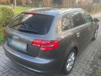Gebraucht Audi A3 Sport 105 PS (77 kW) 2012 Braun Kleinwagen