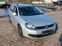 Gebraucht VW Golf VI 105 PS (77 kW) 2013 Silber Kleinwagen