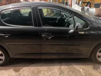 Gebraucht Peugeot 207 120 PS (88 kW) 2008 Schwarz Kleinwagen