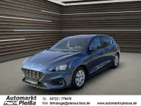 Używany Ford Focus ST-Line 125 KM (91 kW) 2018 Niebieski Sedan/Limuzyna