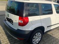 Gebraucht Skoda Yeti Active 105 PS (77 kW) 2013 SUV