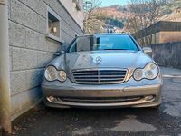 Gebraucht Mercedes C220 Avantgarde 115 PS (84 kW) 2003 Grau Kombi