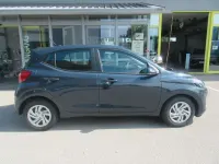 Neu Hyundai i10 Pure 63 PS (46 kW) 2025 Grau Kleinwagen