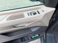Neu VW Multivan Life 150 PS (110 kW) 2025 Indium grau Van