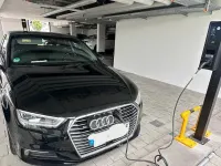 Gebraucht Audi e-tron Sportback Comfort 110 kW (150 PS) 2020 Schwarz SUV