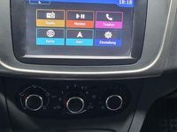 Gebraucht Dacia Sandero Prestige 90 PS (66 kW) 2016 Schwarz Limousine