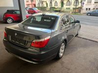 Gebraucht BMW 520 170 PS (125 kW) 2010 Grau Limousine