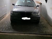 Gebraucht BMW 318 143 PS (105 kW) 2003 Grau Kombi