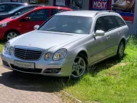 Gebraucht Mercedes E220 Elegance 150 PS (110 kW) 2005 Silber Kombi
