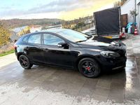 Gebraucht Volvo V40 Kinetic 120 PS (88 kW) 2017 Schwarz Limousine