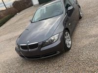 Gebraucht BMW 325 197 PS (144 kW) 2006 Grau Limousine