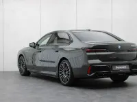 Gebraucht BMW M760e Sport Line 571 PS (419 kW) 2025 Grau Limousine