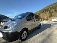 Second-hand Renault Trafic 204 CP (150 kW) 2008 Argintiu Monovolum