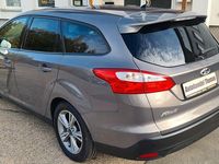 Gebraucht Ford Focus Champions Edition 125 PS (91 kW) 2013 Braun Kombi