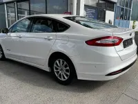 Gebraucht Ford Mondeo 140 PS (102 kW) 2015 Weiß Limousine